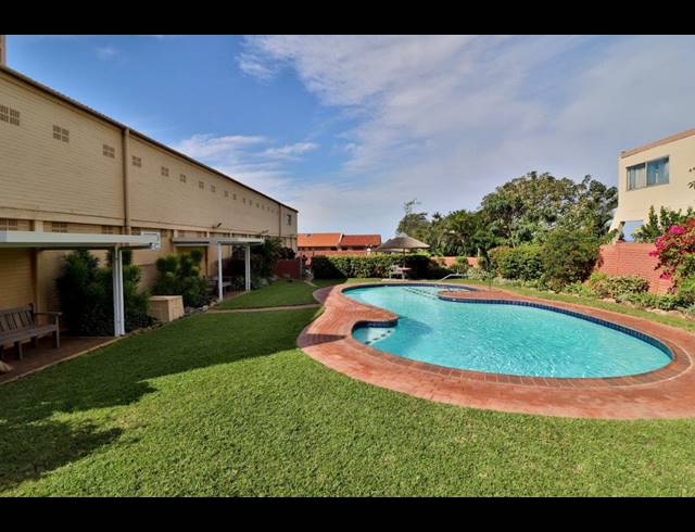 2 BEDROOM APARTMENT FOR SALE IN UMHLANGA CENTRAL